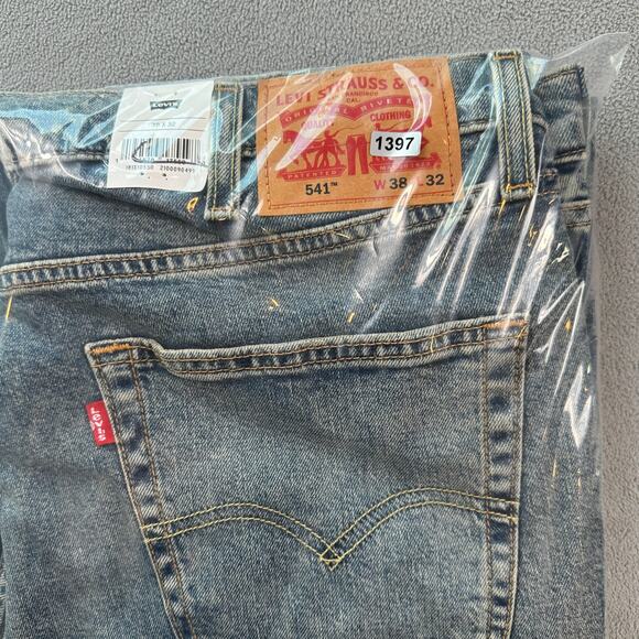 Levis 541 Men Jeans 38x32 Atletic Taper Stretch Tencel High Rise Medium Wash NWT - Picture 9 of 9